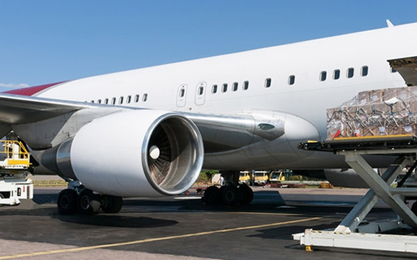 Express shipping service from Vietnam to France